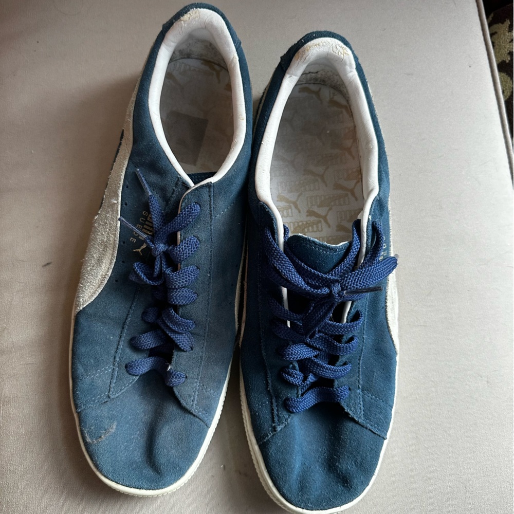 Well-Loved Vintage Suede Puma XXI Sneakers
